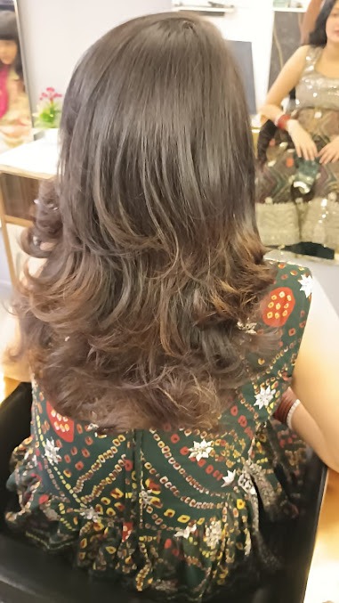 Unisex Hair Styling and Grooming Detail