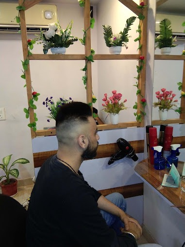 Elite Hair styling salon details